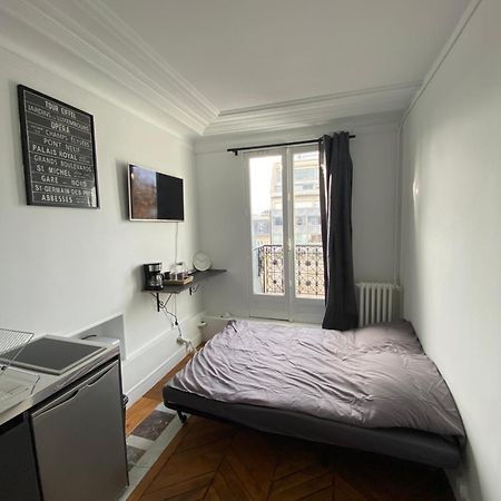 The Room Of The Eiffel Tower Paris Exterior foto